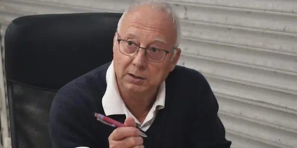 C. Vigné (Christian Robin), auteur du roman gastronomique Les aventures d'Emilien Goutu